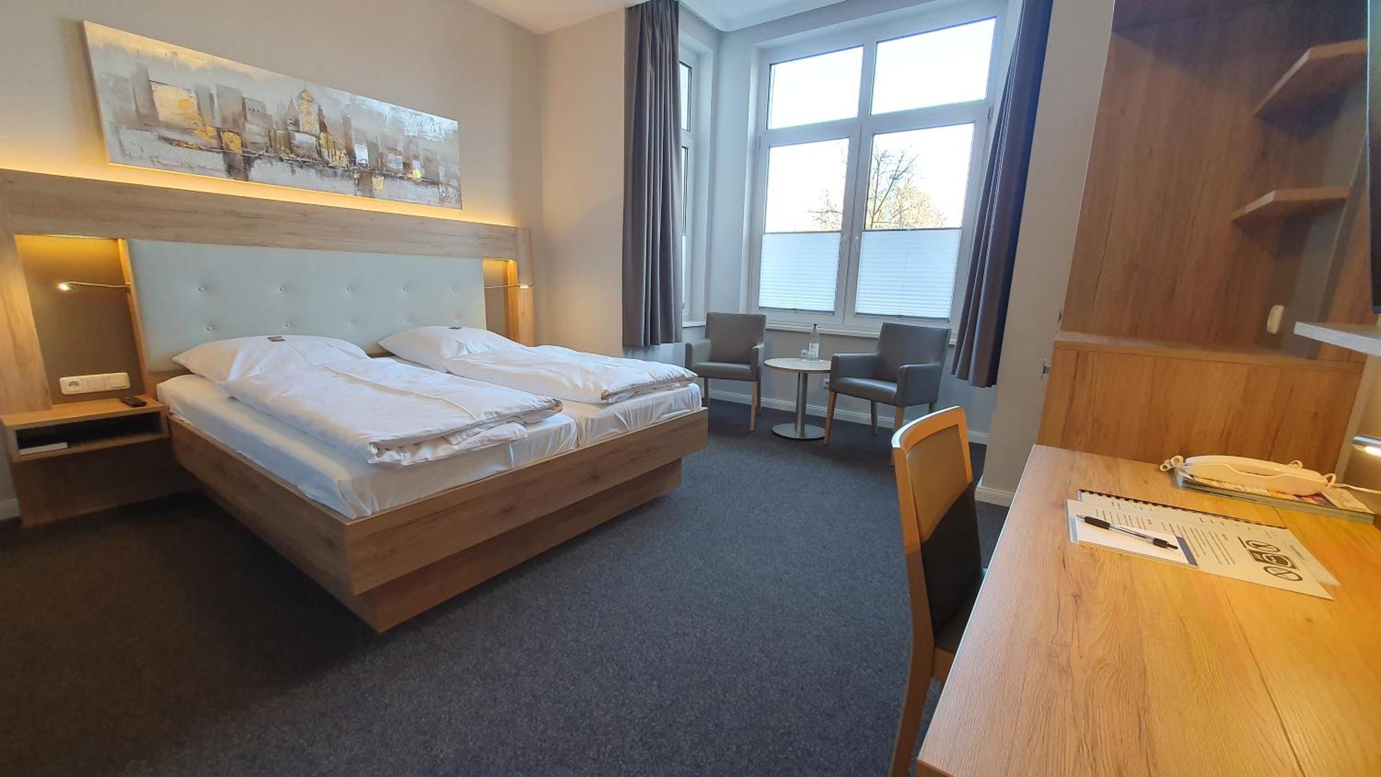 האמלן Hotel An Der Altstadt מראה חיצוני תמונה