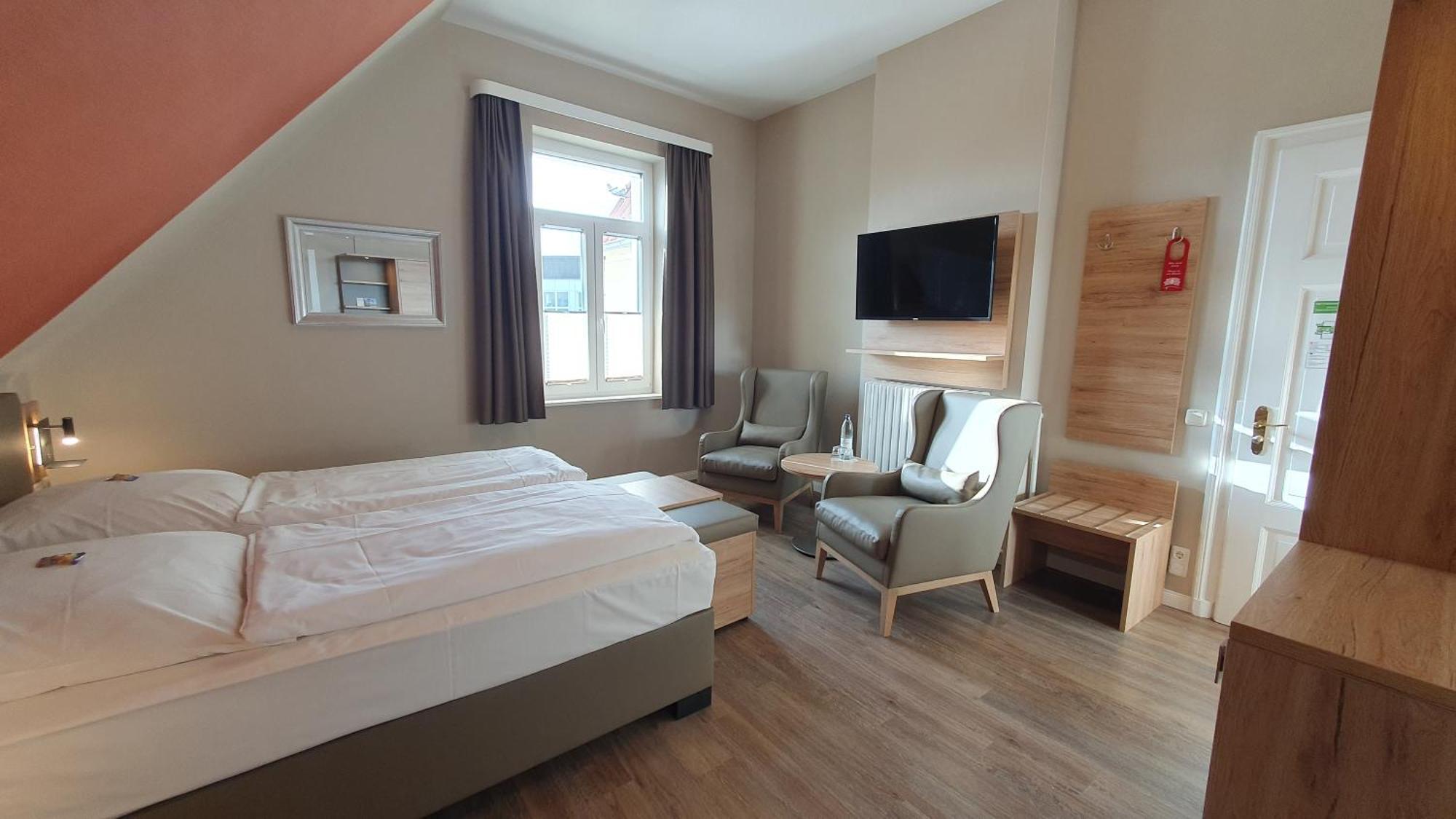 האמלן Hotel An Der Altstadt מראה חיצוני תמונה