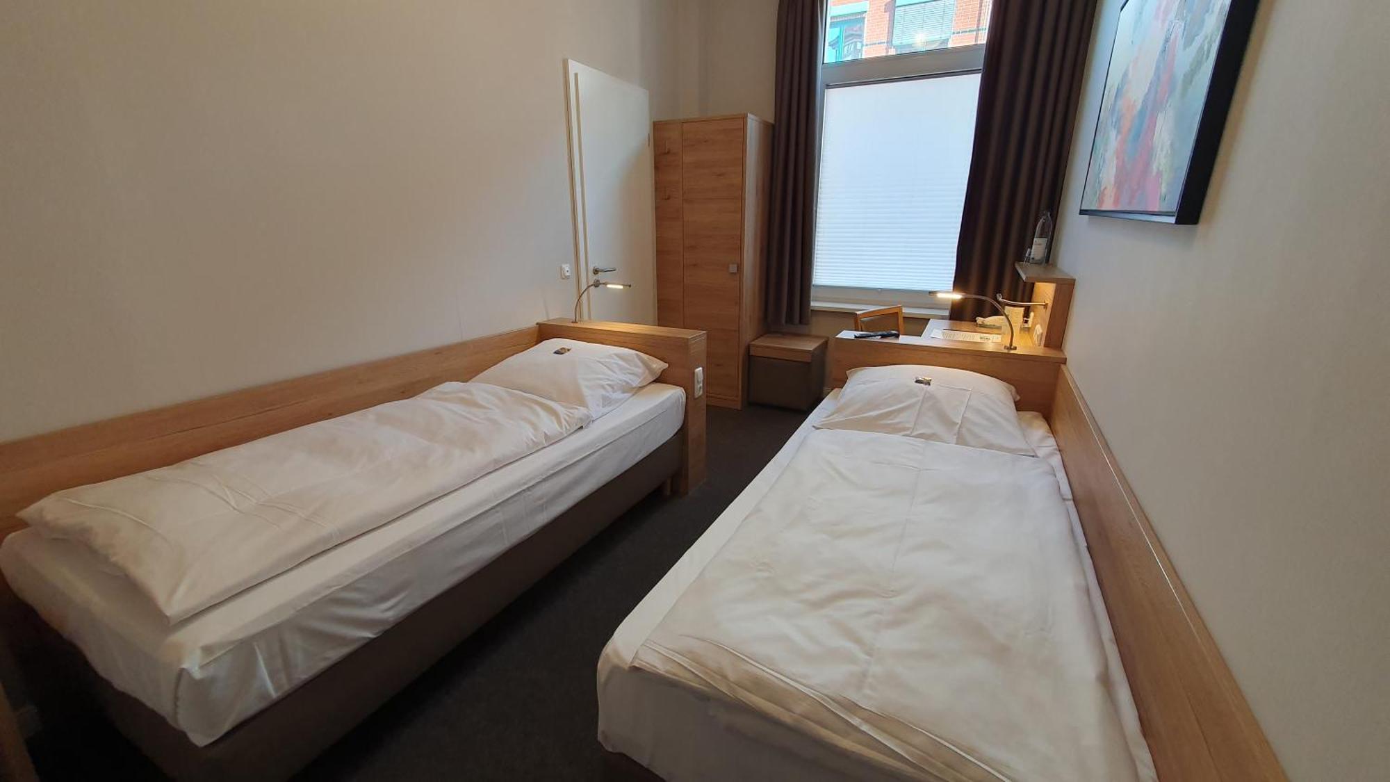 האמלן Hotel An Der Altstadt מראה חיצוני תמונה