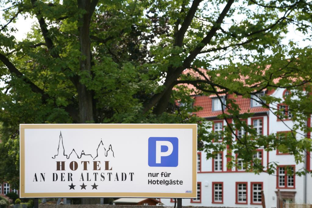האמלן Hotel An Der Altstadt מראה חיצוני תמונה